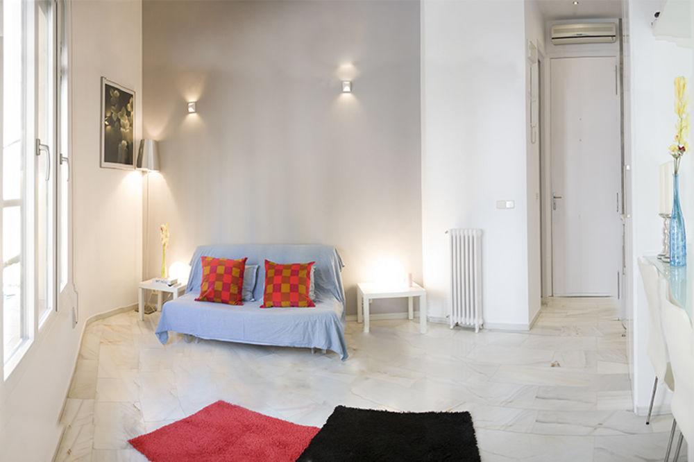 Ferienwohnung Alquiler Temporal Plaza Mayor Madrid Exterior foto
